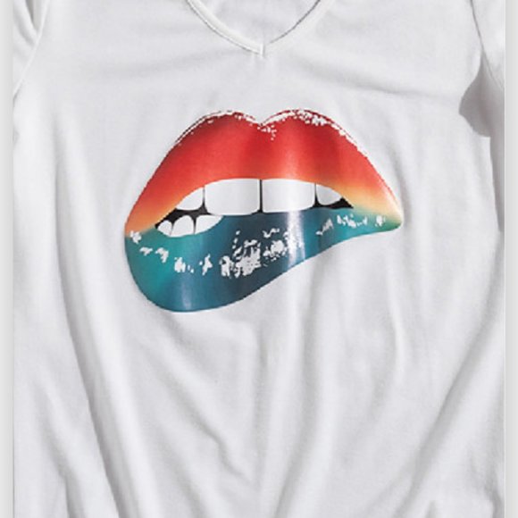 Punk Rock Rainbow Lips Graphic Tee - Picture 2 of 3